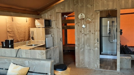 Wohnzimmer - EuroParcs Molengroet