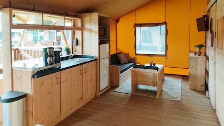 Wohnzimmer - EuroParcs Molengroet