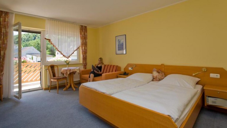 Standardzimmer – Landhaus Schend