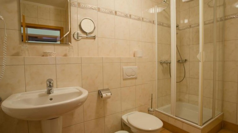 Standardzimmer – Landhaus Schend