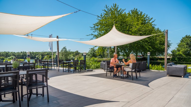 Terrasse - EuroParcs Marina Strandbad