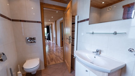 Badezimmer - EuroParcs Brunssummerheide Badezimmer - EuroParcs Brunssummerheide