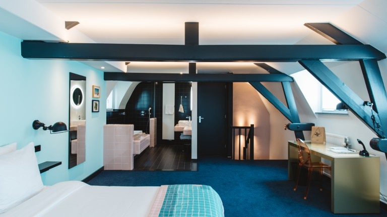 Groß - Hotel The Dutch