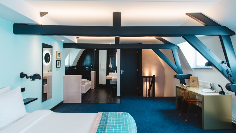 Groß - Hotel The Dutch