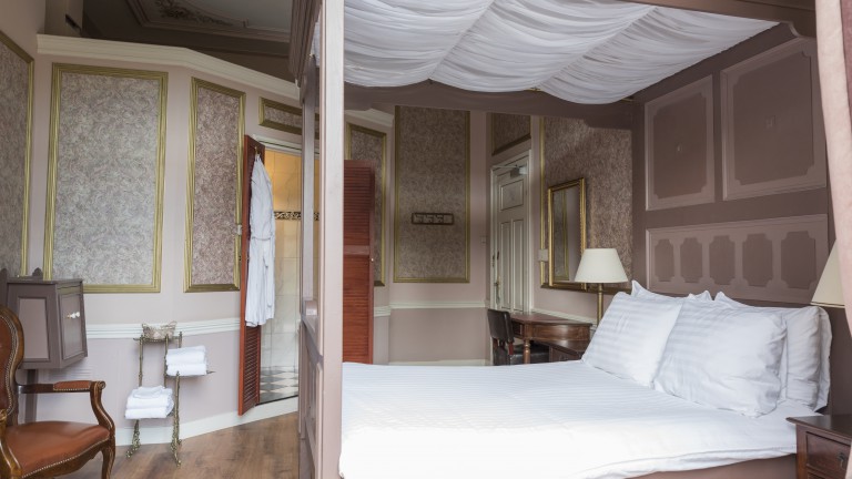 Comfort kamer met bubbelbad - Hotel Fidder Patricks Whisky Bar