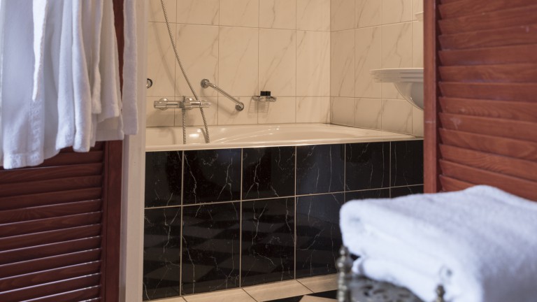 Comfort kamer bubbelbad - Hotel Fidder Patricks Whisky Bar