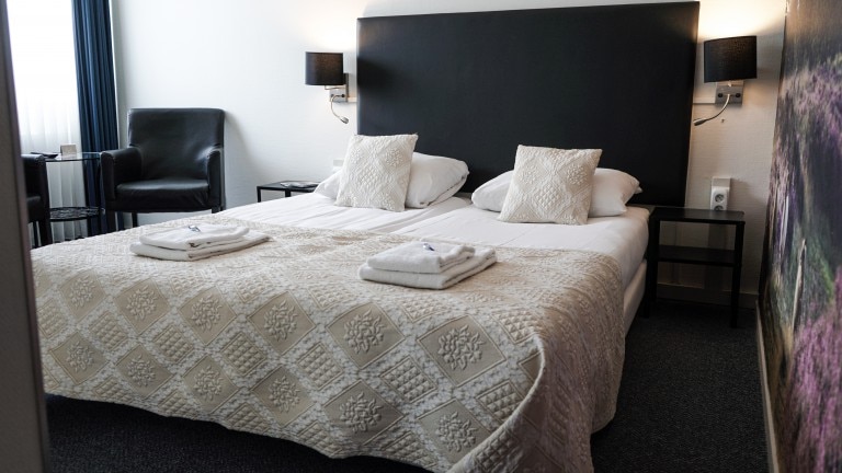 Oringer Stee kamer - De Oringer Marke en Stee Hotels by Flow