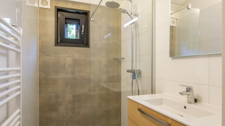Badezimmer - Roompot Bospark 't Wolfsven