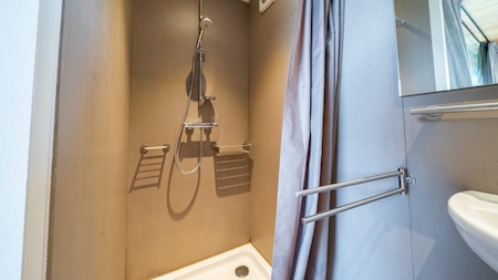 Badezimmer EuroParcs die Wije Werelt