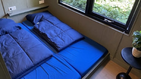 Tweepersoonsbed - EuroParcs de Wije Werelt Tweepersoonsbed - EuroParcs de Wije Werelt