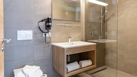 Badezimmer - UplandParcs Silvretta