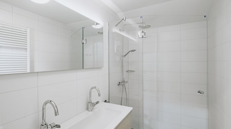 Badkamer - Roompot Vakantiepark Zeebad Badkamer - Roompot Vakantiepark Zeebad