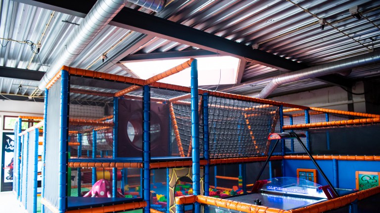 Innen Spielplatz - EuroParcs De Woudhoeve