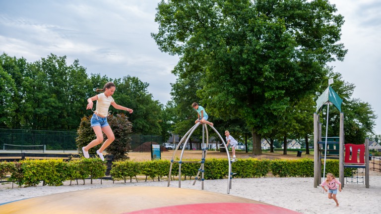 Spielplatz - EuroParcs Resort Limburg