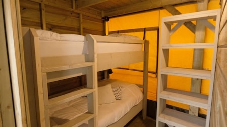 Slaapkamer - RCN Vakantiepark Toppershoedje Slaapkamer - RCN Vakantiepark Toppershoedje