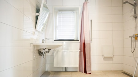 Badezimmer - EuroParcs De Hooge Veluwe