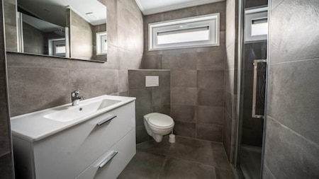 Badezimmer - EuroParcs De Hooge Veluwe Badezimmer - EuroParcs De Hooge Veluwe