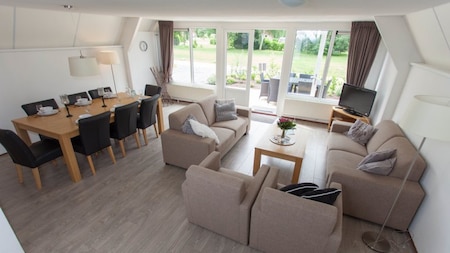 Woonkamer - EuroParcs Limburg