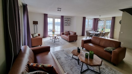 Woonkamer - EuroParcs Limburg