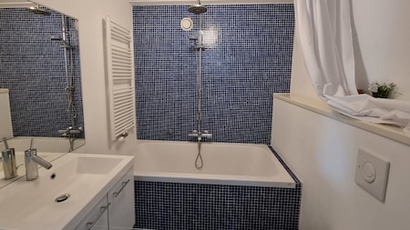 Badkamer - EuroParcs Limburg