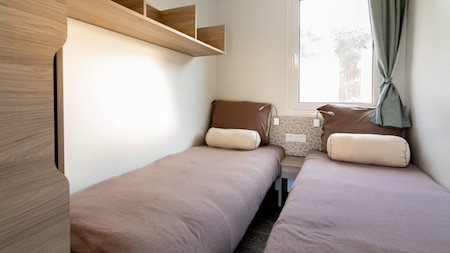 Slaapkamer - EuroParcs Marina Strandbad Slaapkamer - EuroParcs Marina Strandbad