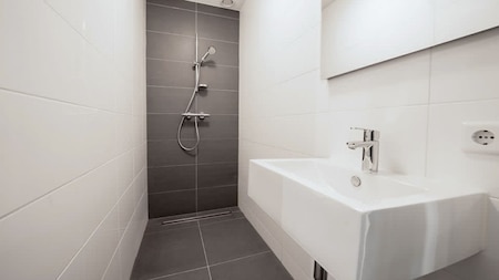 Badkamer - EuroParcs Poort van Amsterdam Badkamer - EuroParcs Poort van Amsterdam