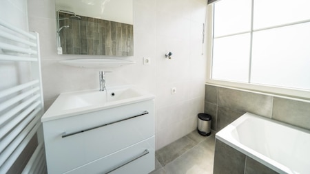 Badkamer - EuroParcs Poort van Amsterdam Badkamer - EuroParcs Poort van Amsterdam