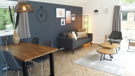 Wohnzimmer - EuroParcs Ruinen