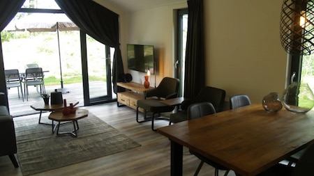 Wohnzimmer - EuroParcs Ruinen