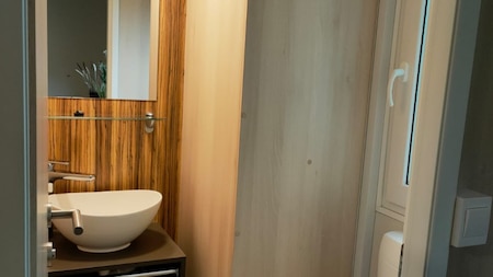 Badezimmer - EuroParcs Zuiderzee