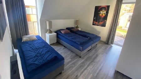Schlafzimmer - EuroParcs Zuiderzee
