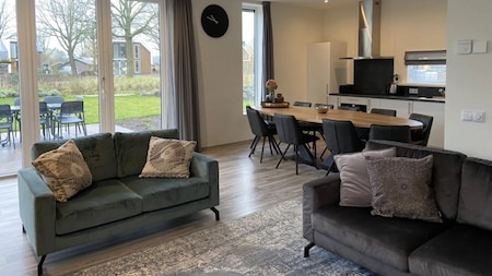 Wohnzimmer - EuroParcs Zuiderzee