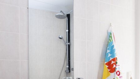 Badezimmer - Bungalowpark Emslandermeer