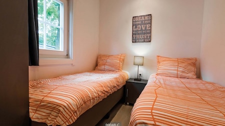 Slaapkamer - TopParken Landgoed de Scheleberg Slaapkamer - TopParken Landgoed de Scheleberg