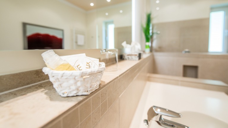 Komfortzimmer mit Balkon – Landgasthof Hotel Hanses-Bräutigam