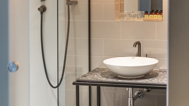 Klassisches Zweibettzimmer (Doppelzimmer) – Four Elements Hotel Amsterdam