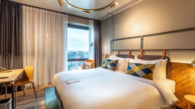 Klassisches Zweibettzimmer (Doppelzimmer) – Four Elements Hotel Amsterdam