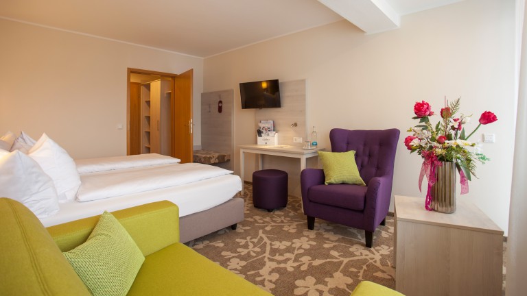 Dreibettzimmer – Hotel Haus Andrea