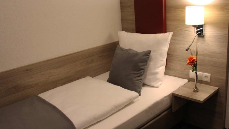 Einzelzimmer – Hotel Hohenstaufen