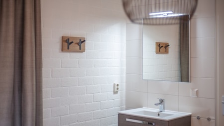 Badezimmer - Roompot Vakantiepark De Katjeskelder