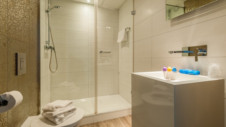 Comfort kamer Waterzijde - Amrâth Airport Hotel Rotterdam