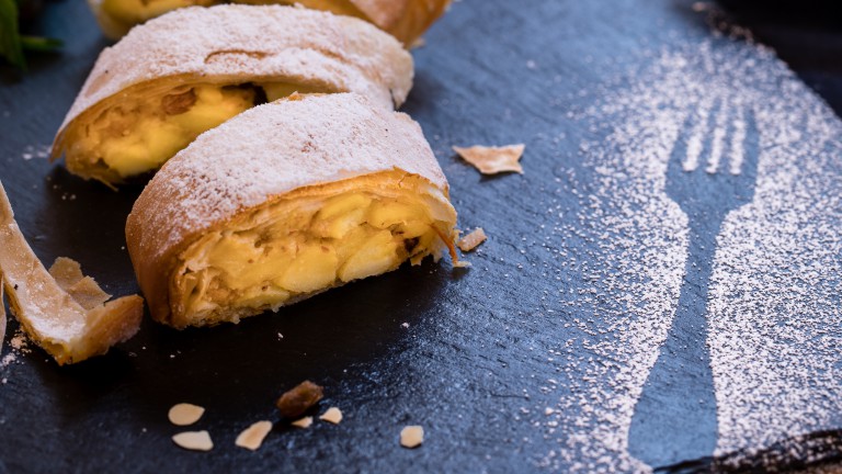 Apfelstrudel - BC Hotel Bad Kreuznach