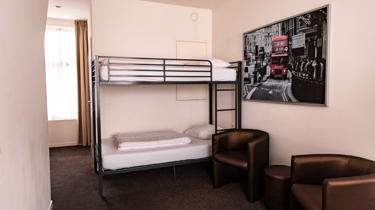 Komfort-Familienzimmer – Ambassador City Centre Hotel