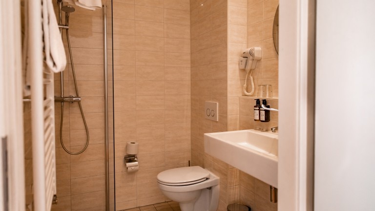 Komfortzimmer – Ambassador City Centre Hotel