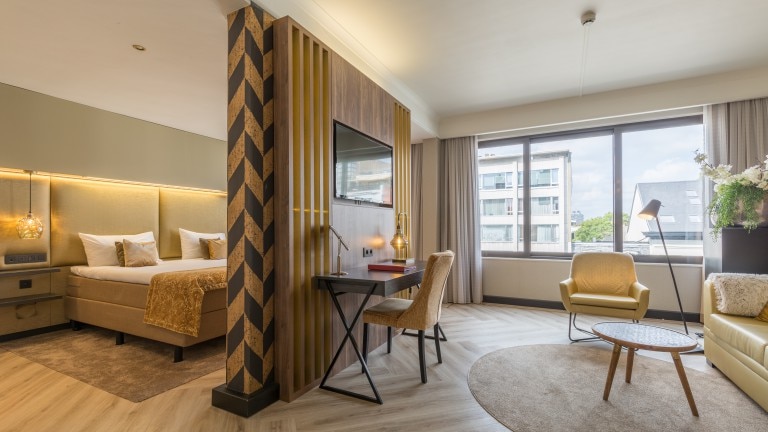 Suite – Leonardo Hotel Antwerpen The Plaza
