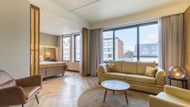 Suite double en single bed - Leonardo Hotel Antwerp The Plaza