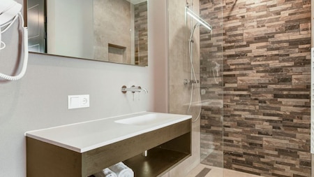 Badkamer - Landal Marina Resort Well