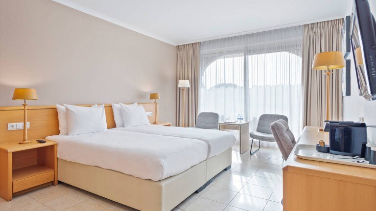 Deluxe kamer met terras - Van der Valk Barcarola