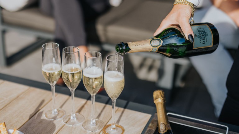 Champagne - Hotel Dorhout Mees