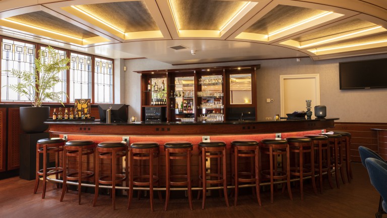 Grand Cafe - Flonk Hotel Groningen Centre, BW Signature Collection